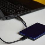 Eksterni hard disk-priključen na računar